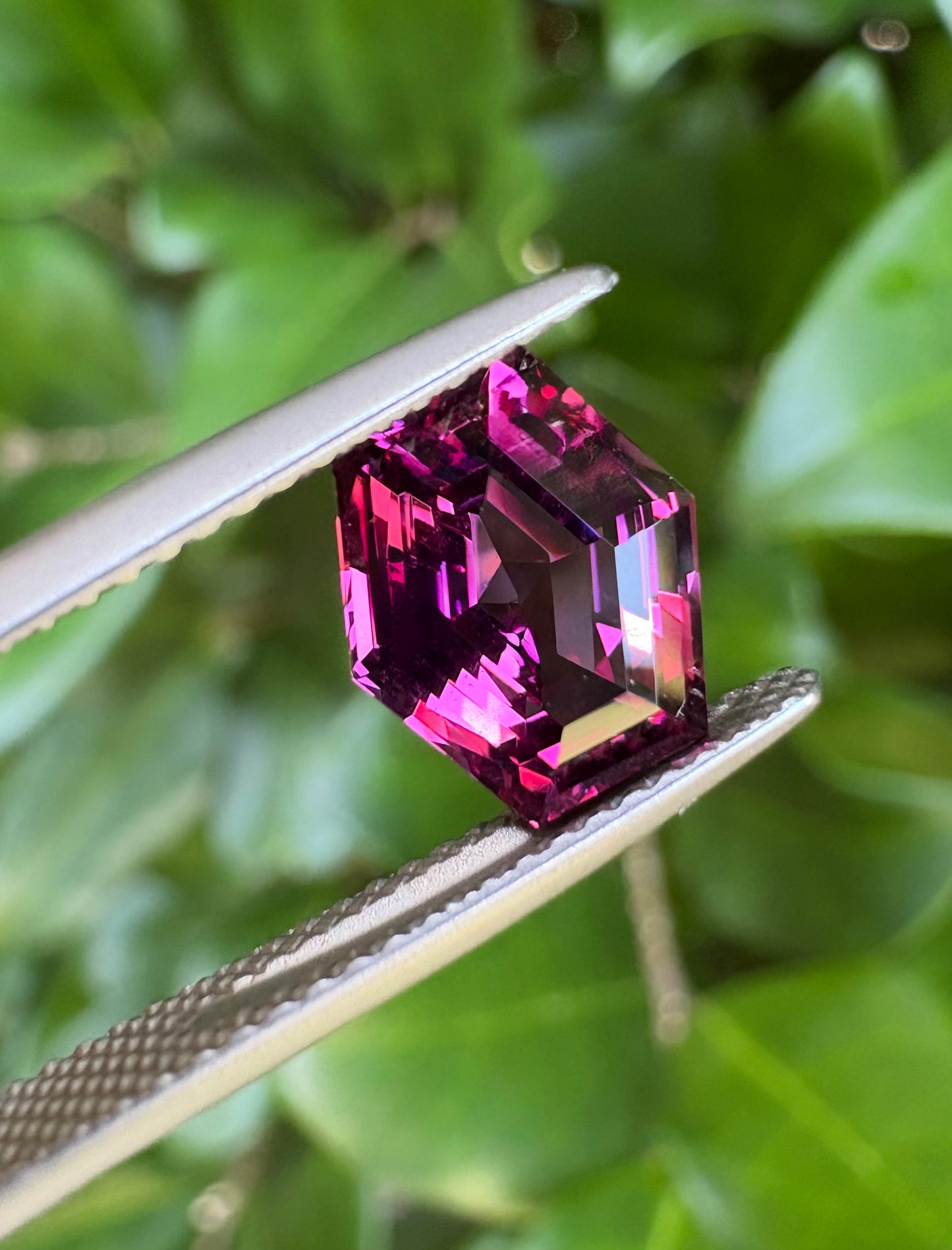 Umbalite (Rhodolite) Garnet 2.75 ct Hampton Hexy 9.4 x 8.1 x 4.6