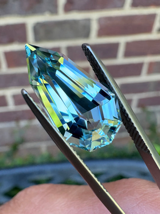 Aquamarine   7.42 ct  Step Cut Pear  19.0 x 10.5 x 7.8