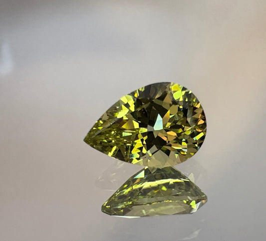 Mali Garnet   1.55 ct  Pear Shape  8.9 x 6.1 mm