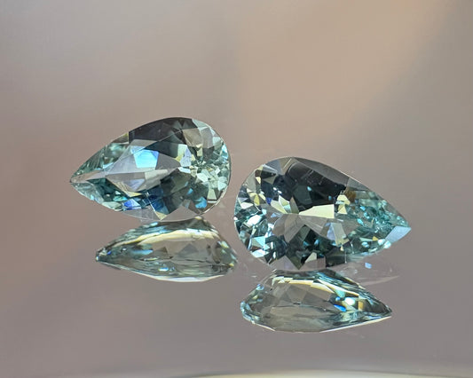 Aquamarine Pair   1.07 ctw  Pear Shapes  7.3 x 4.6 mm